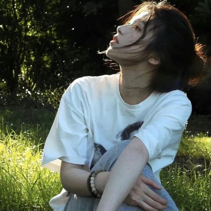 灵气逼人封面